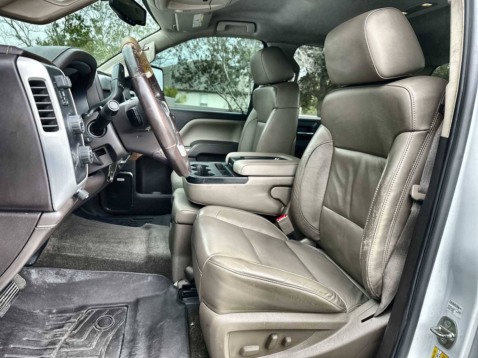 Thumbnail: 2015 GMC Sierra 2500 - 15