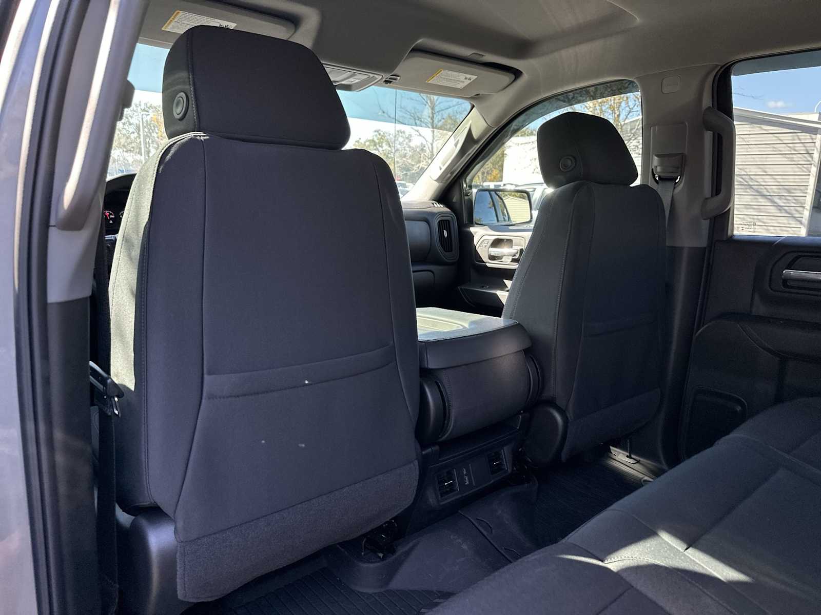 Thumbnail: 2024 Chevrolet Silverado 1500 - 30