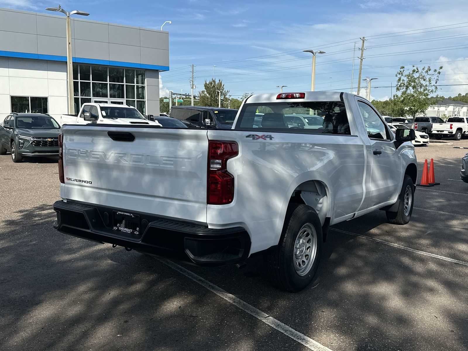 Thumbnail: 2025 Chevrolet Silverado 1500 - 6