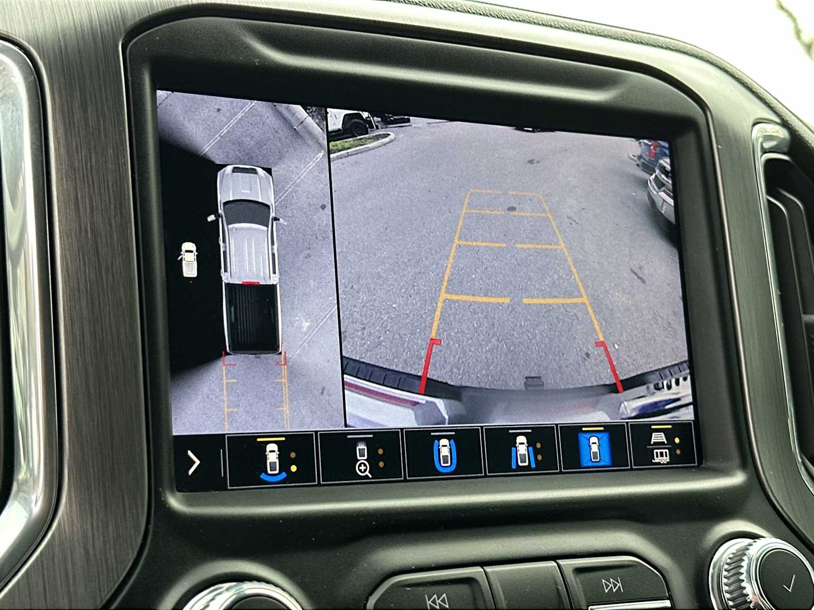 Thumbnail: 2023 GMC Sierra 2500 - 22