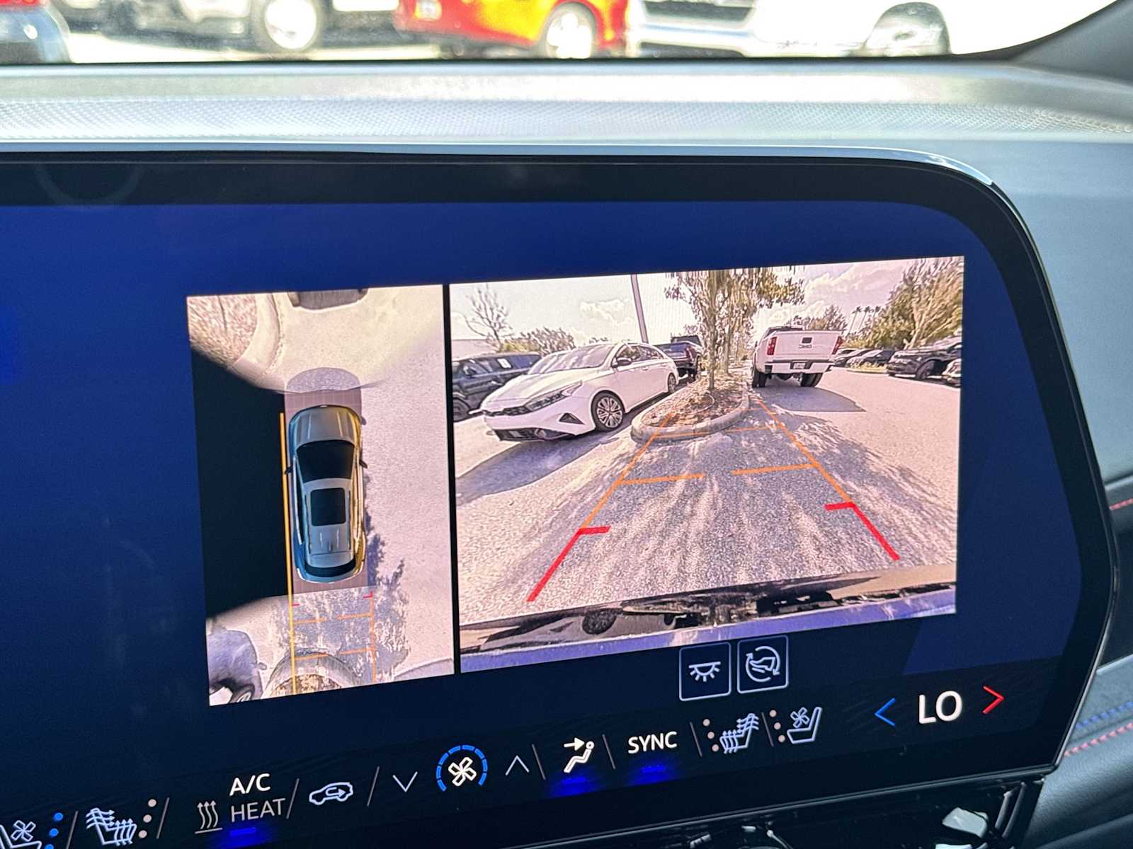 Thumbnail: 2025 Chevrolet Blazer EV - 32