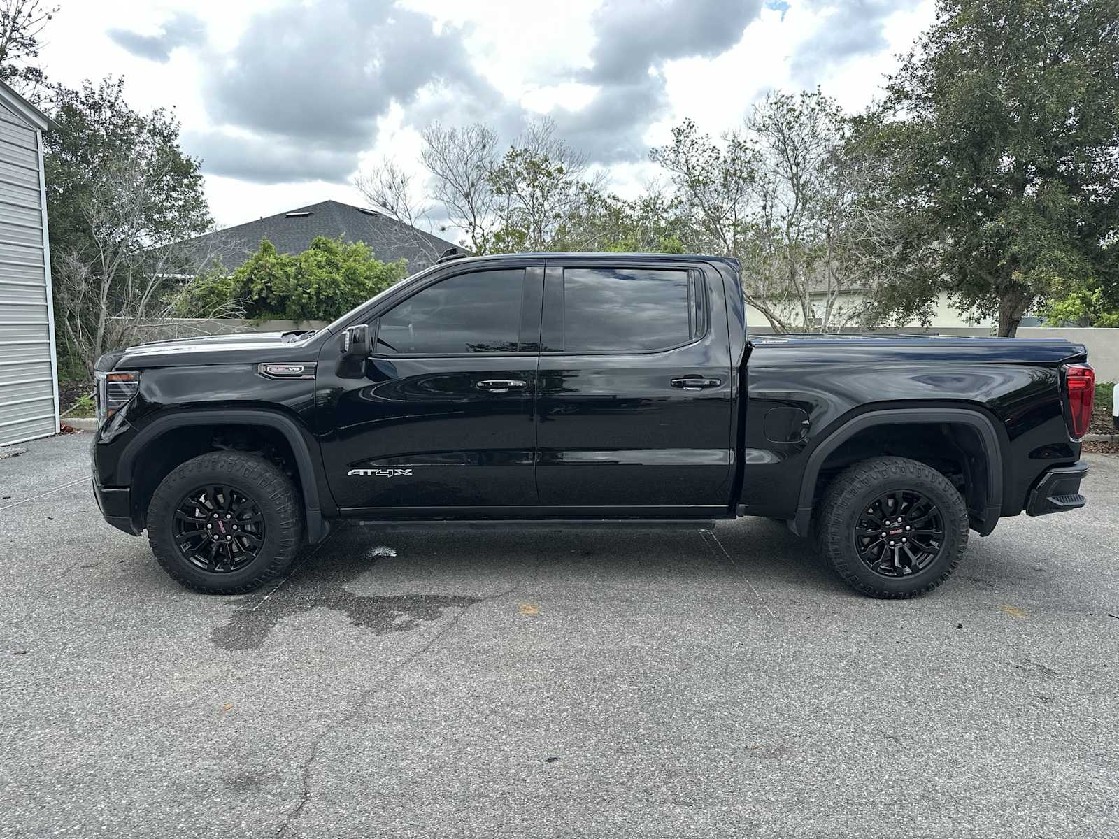 Thumbnail: 2023 GMC Sierra 1500 - 3