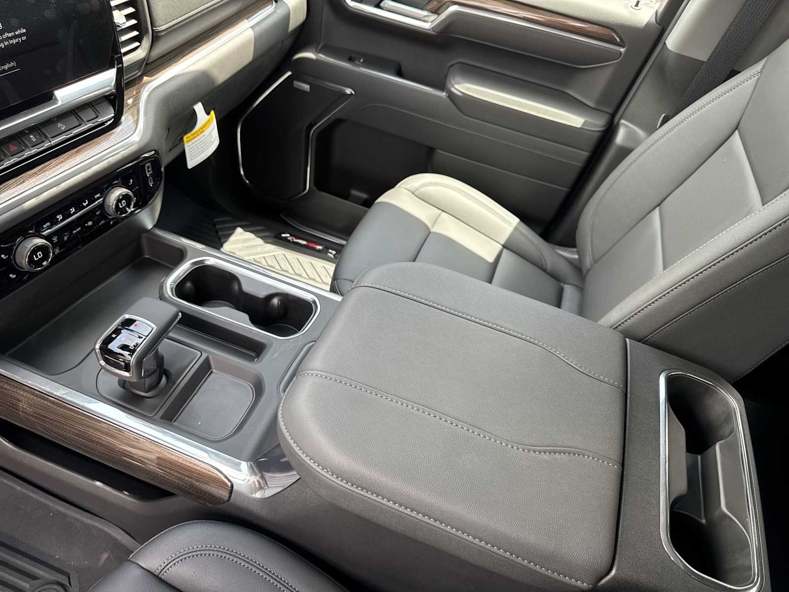 2025 Chevrolet Silverado 1500  21