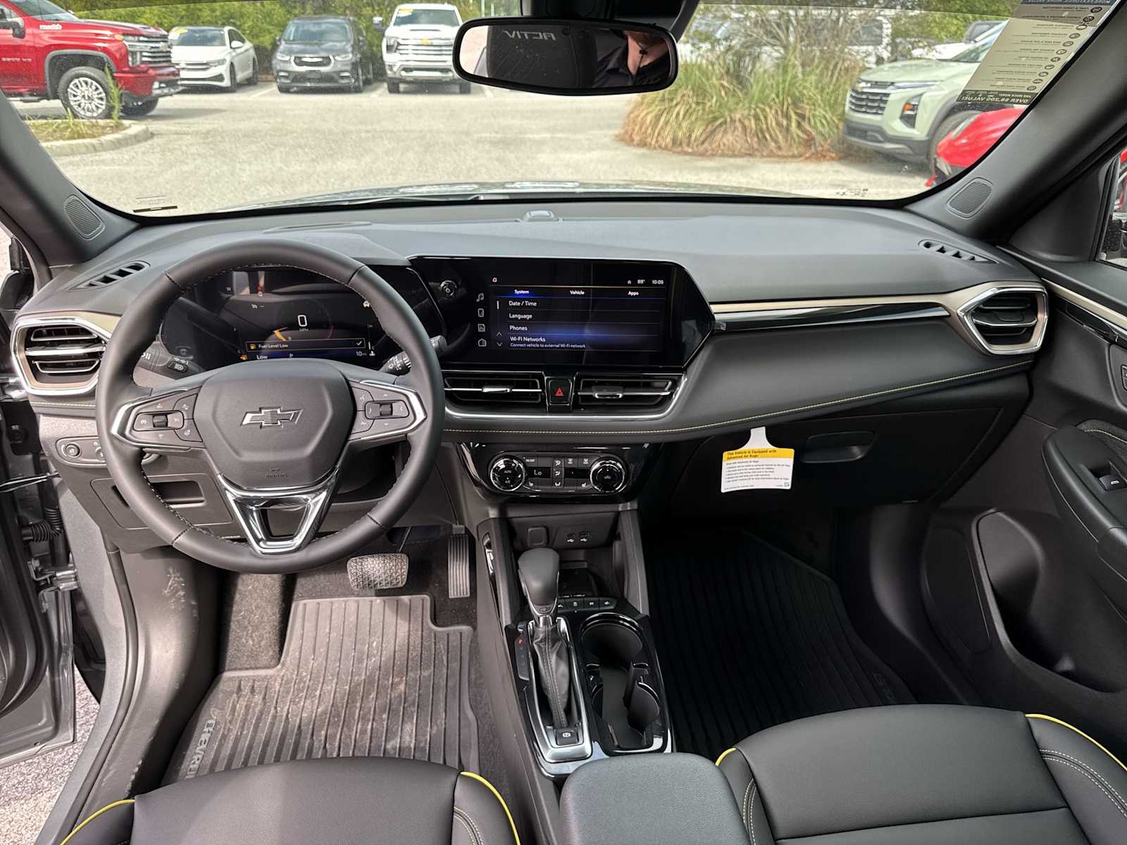 Thumbnail: 2025 Chevrolet TrailBlazer - 14