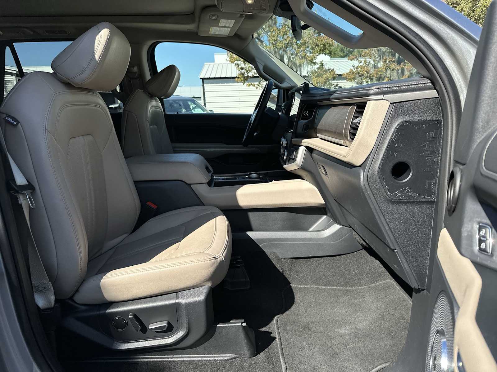 Thumbnail: 2024 Ford Expedition - 20