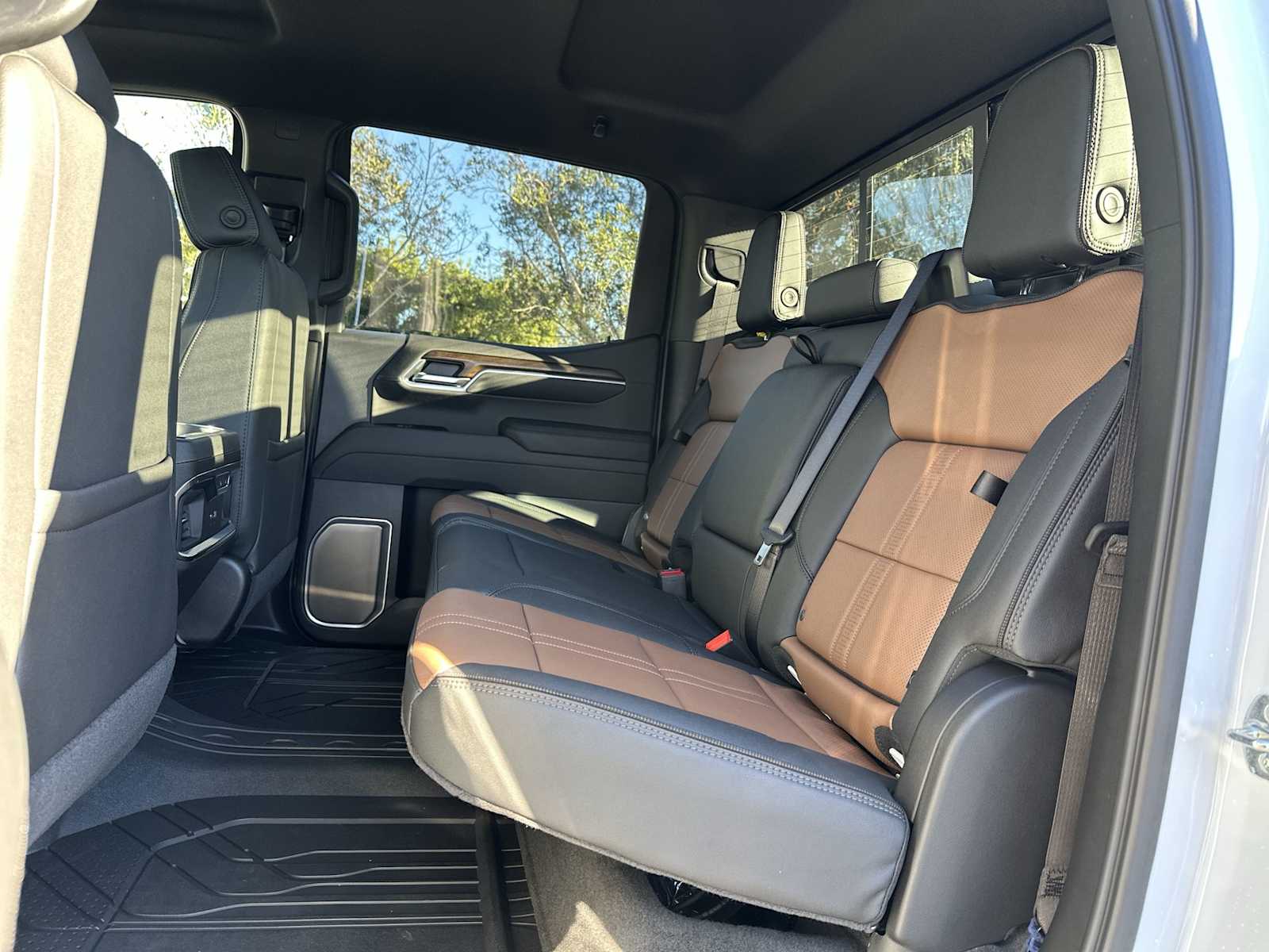 Thumbnail: 2026 Chevrolet Silverado 1500 - 17