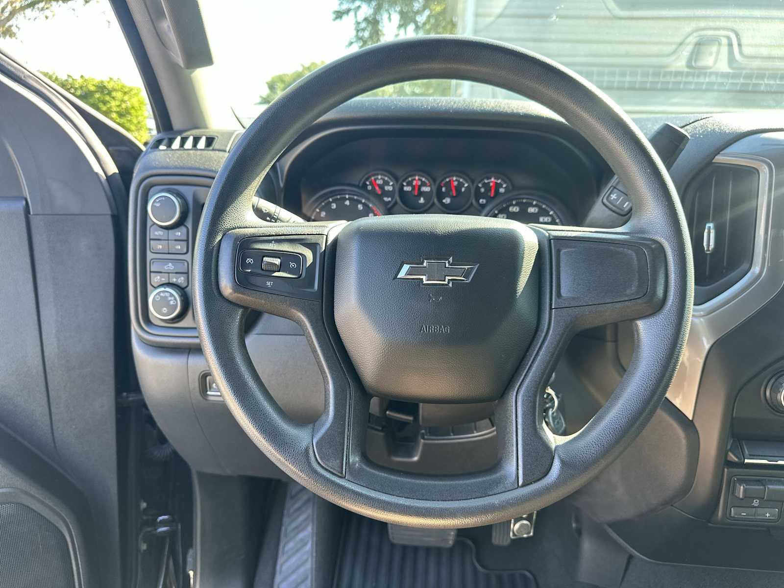 Thumbnail: 2021 Chevrolet Silverado 1500 - 20