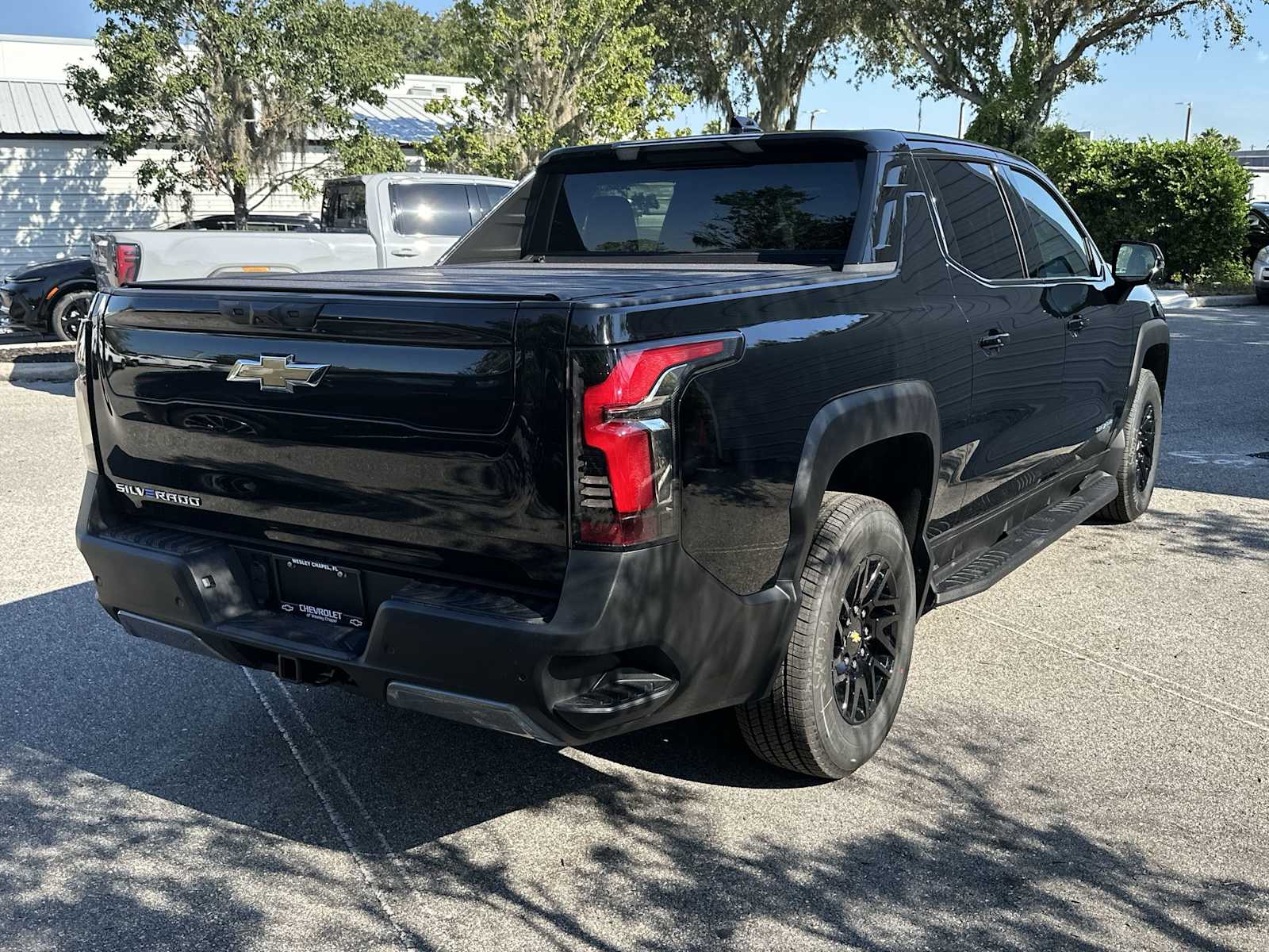Thumbnail: 2026 Chevrolet Silverado EV - 6