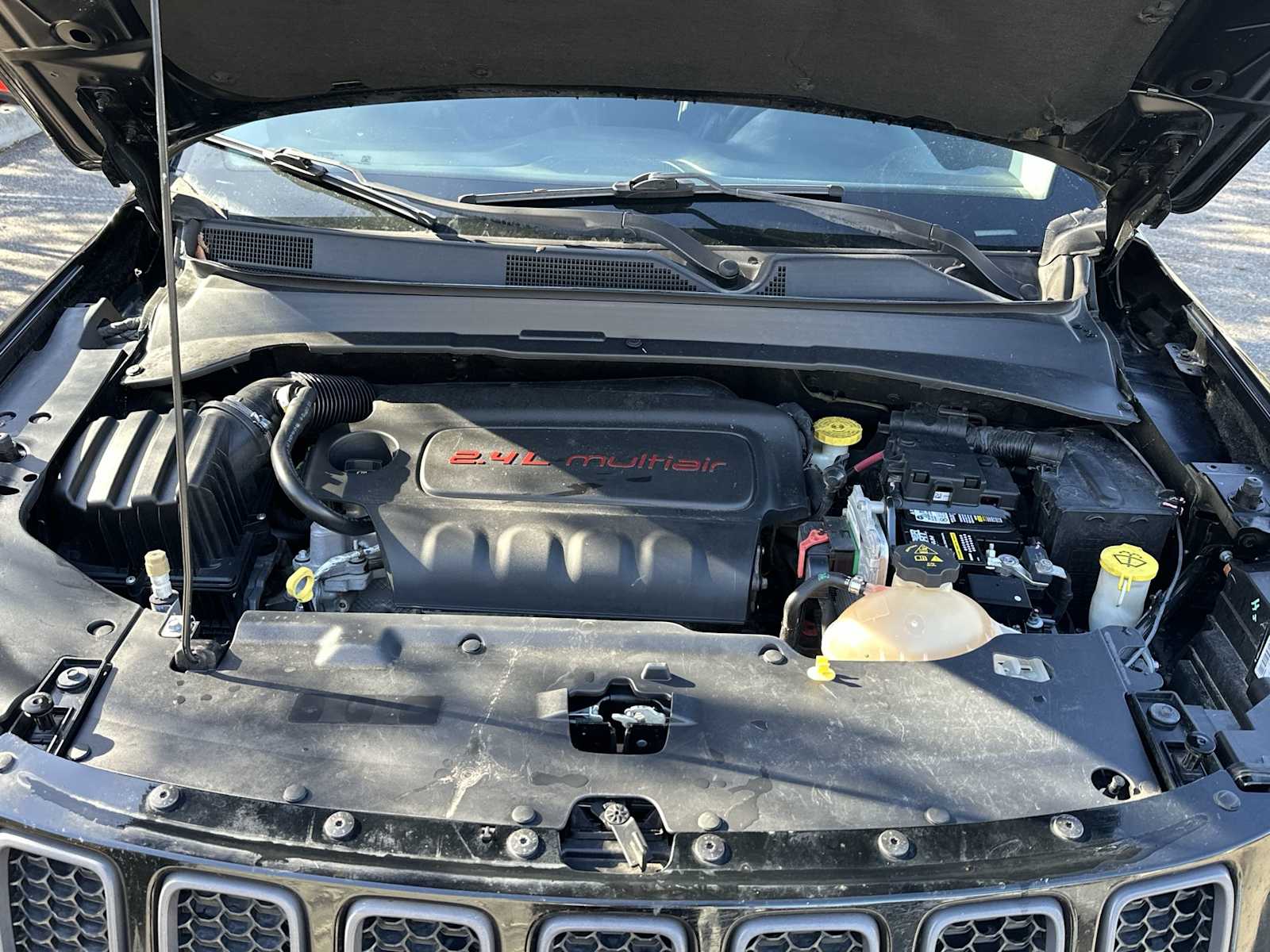 Thumbnail: 2017 Jeep Compass - 13