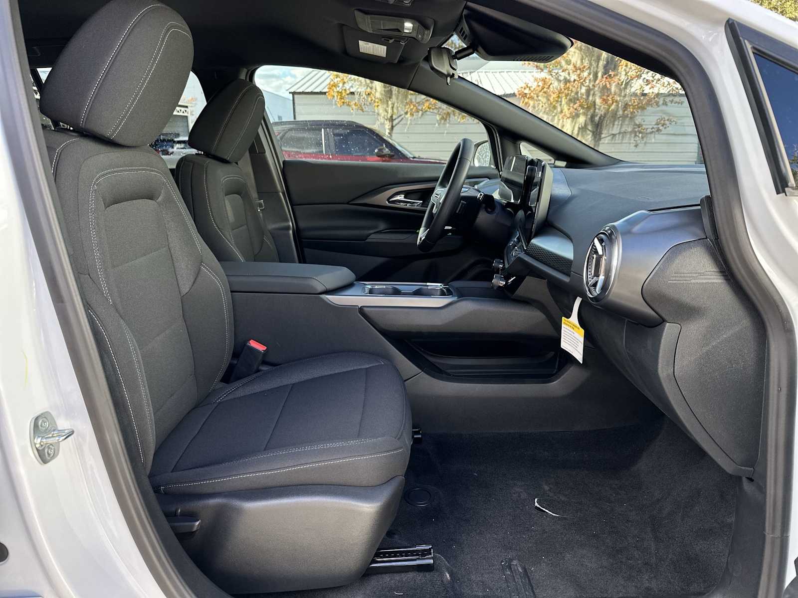 Thumbnail: 2026 Chevrolet Equinox - 19