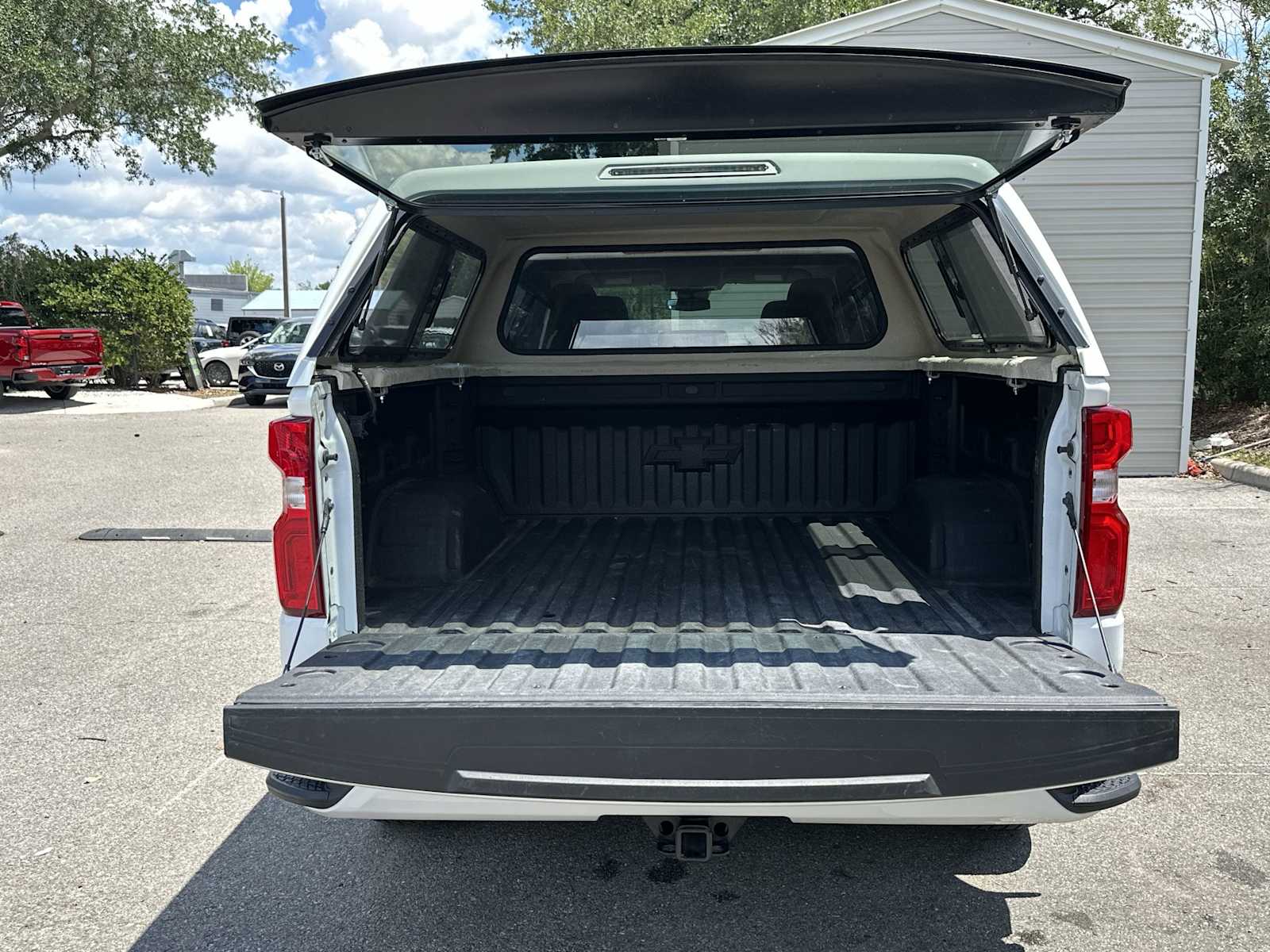 Thumbnail: 2023 Chevrolet Silverado 1500 - 25