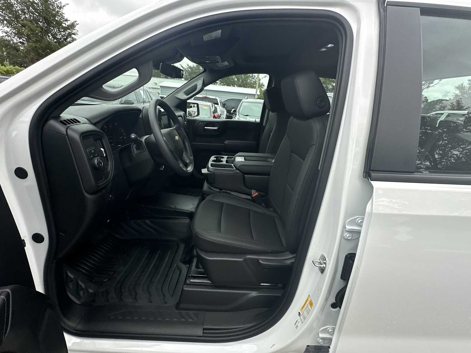 Thumbnail: 2026 Chevrolet Silverado 1500 - 2