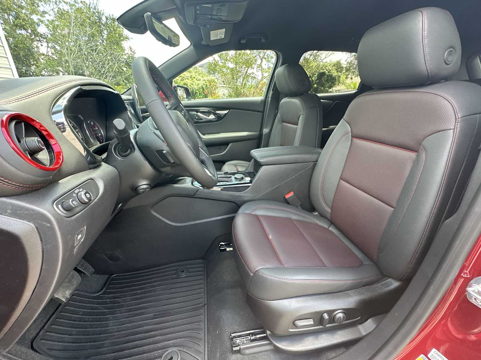 Thumbnail: 2025 Chevrolet Blazer - 15