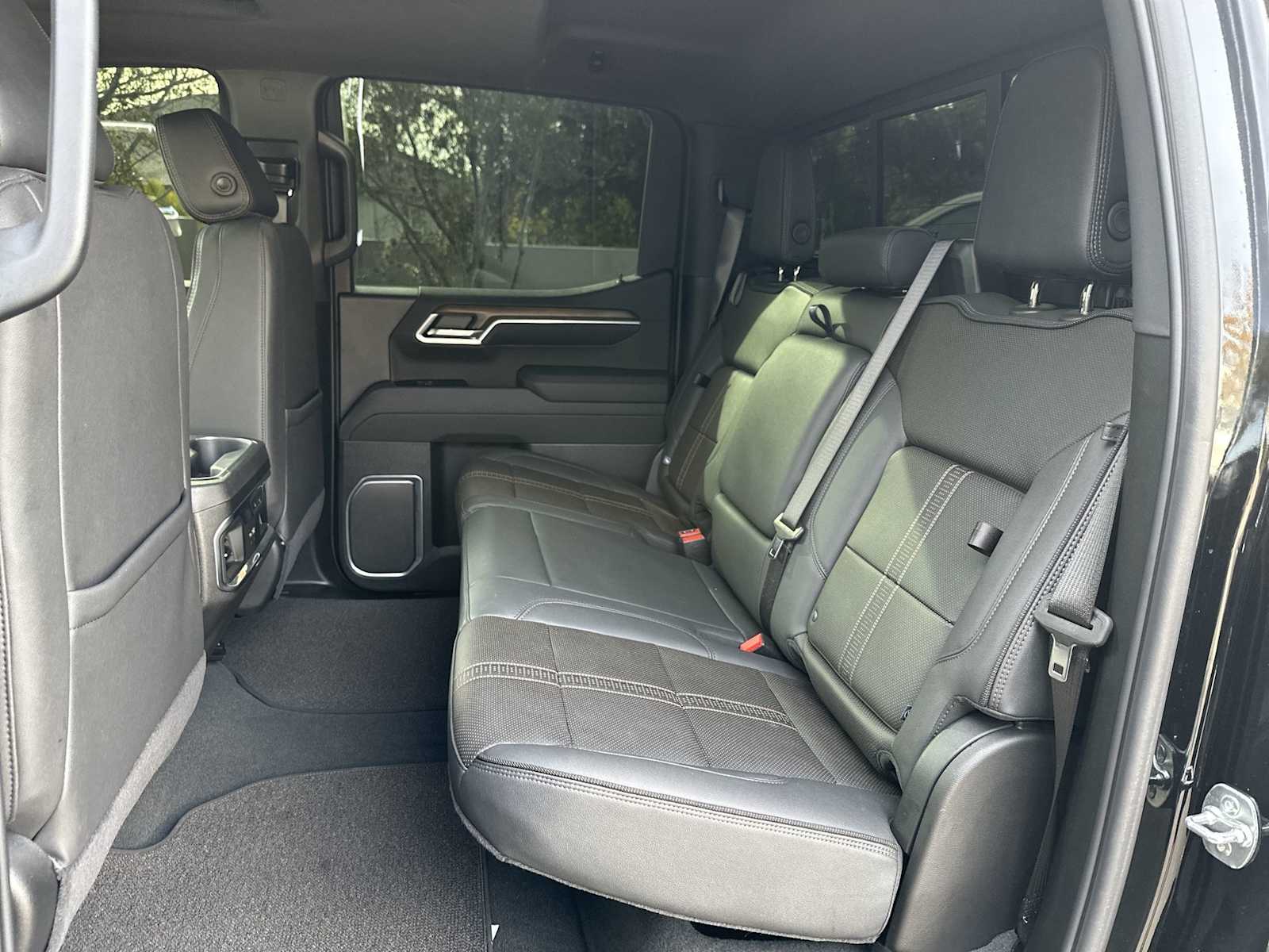 Thumbnail: 2025 Chevrolet Silverado 1500 - 18