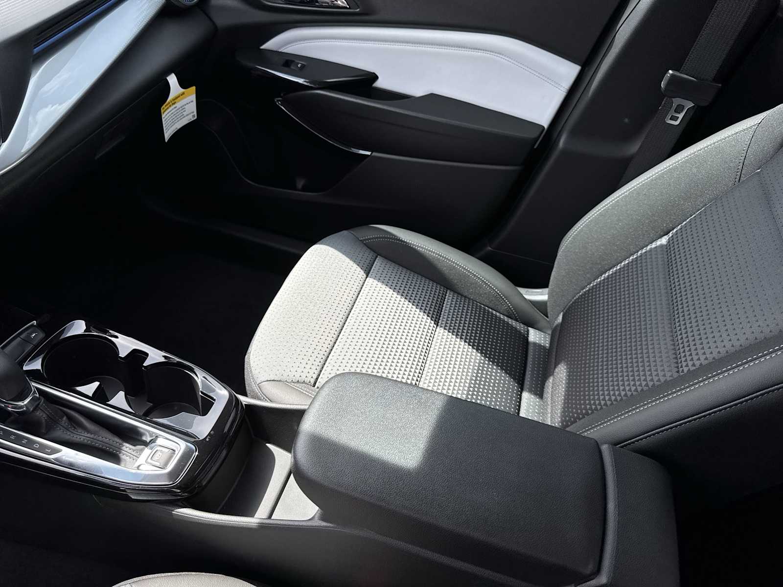 Thumbnail: 2025 Chevrolet Trax - 35