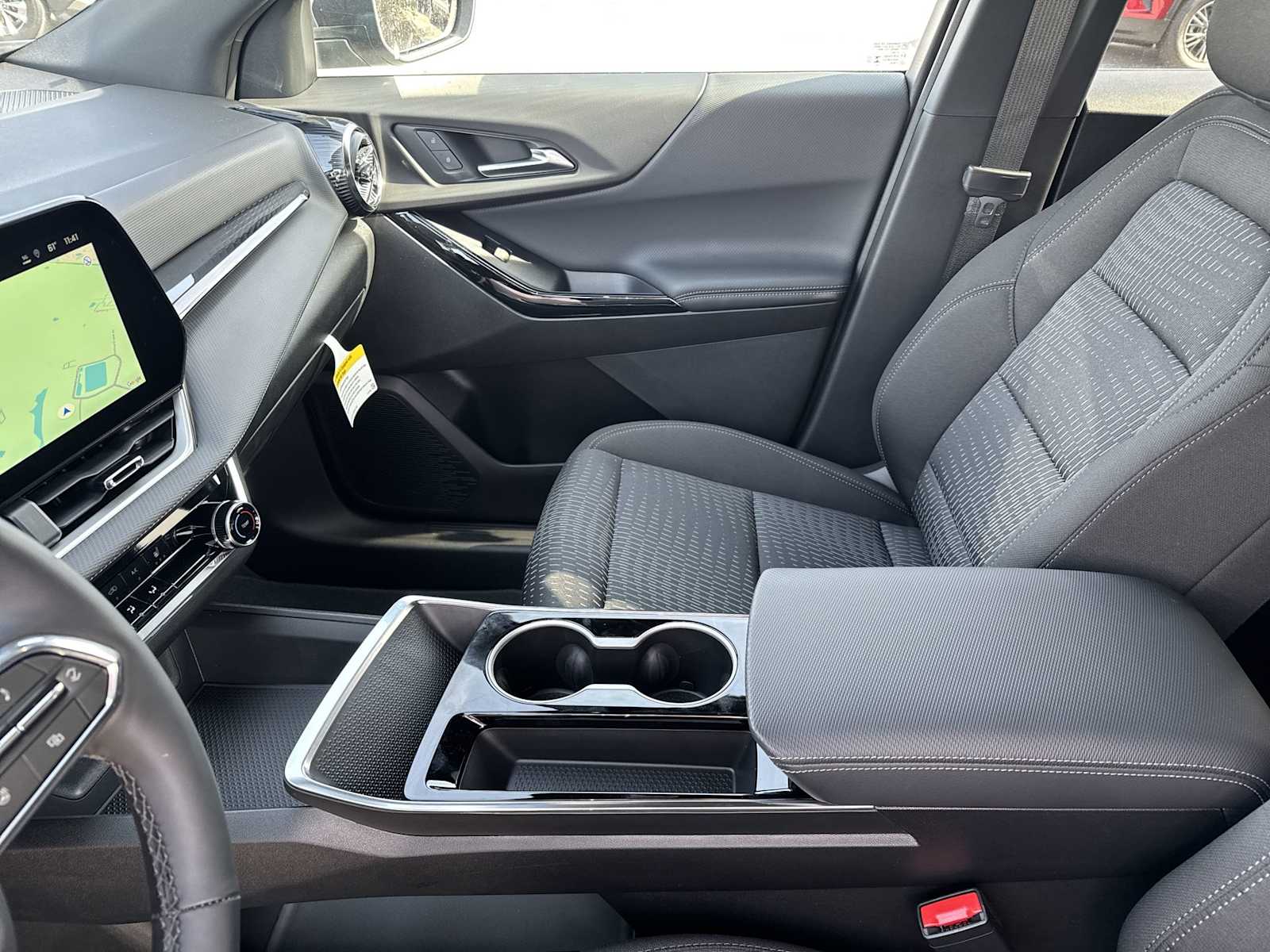 Thumbnail: 2025 Chevrolet Equinox - 11