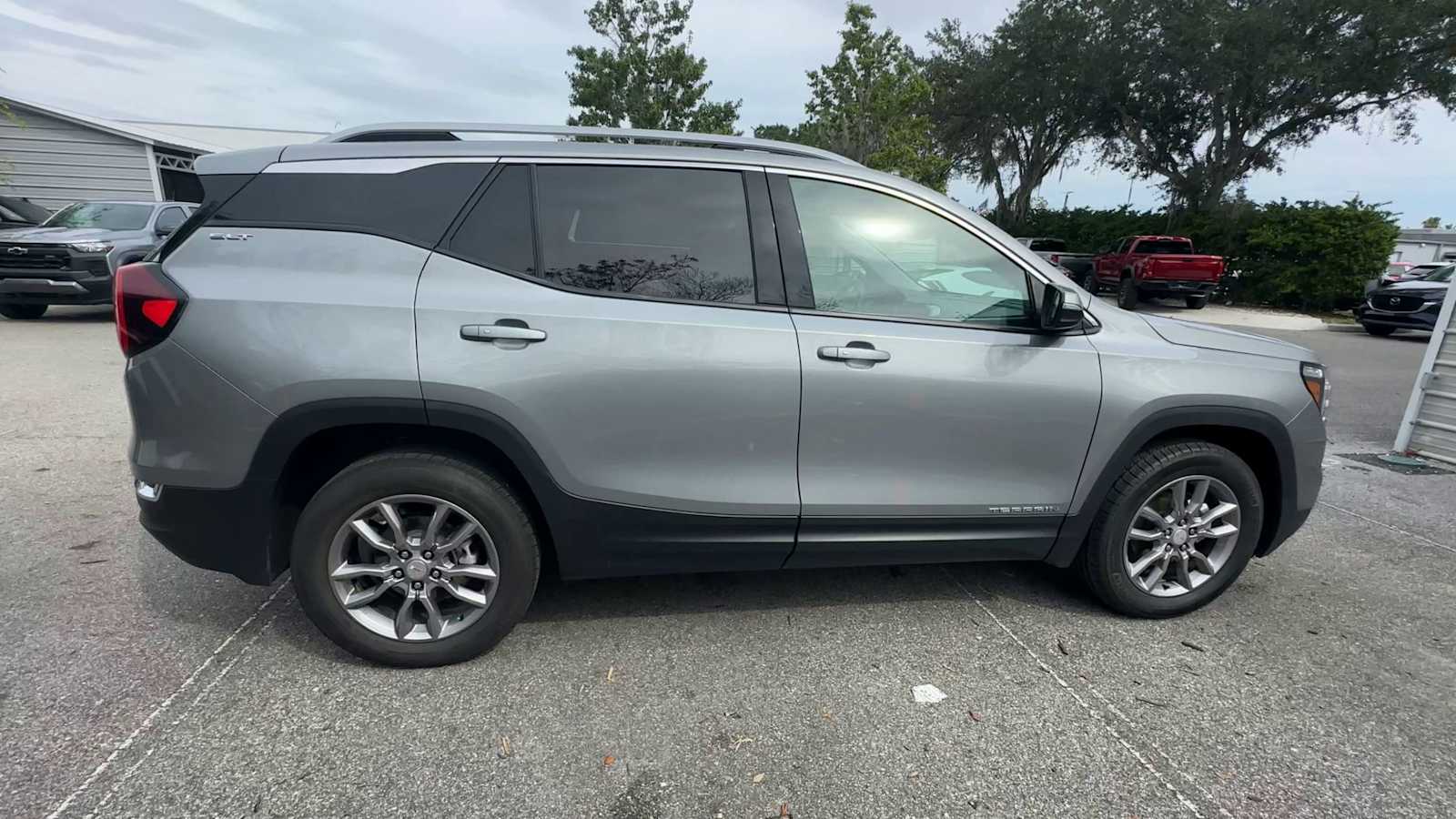 Thumbnail: 2024 GMC Terrain - 9