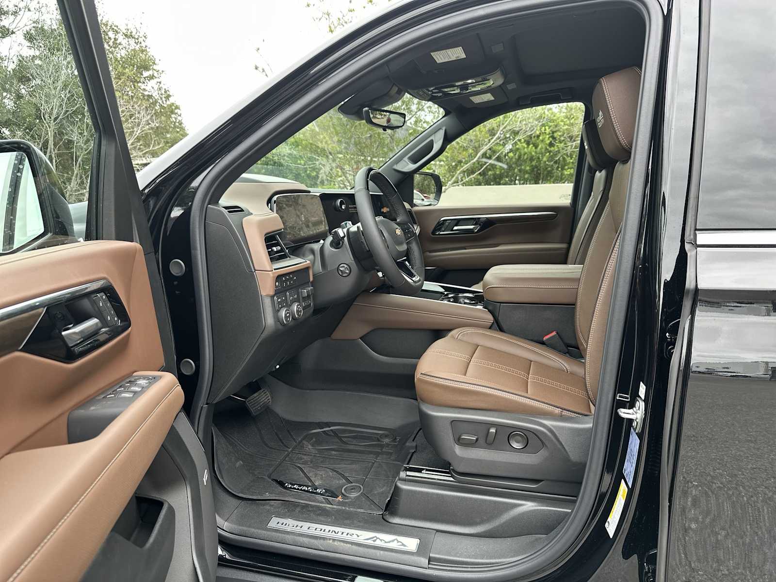 Thumbnail: 2026 Chevrolet Suburban - 2