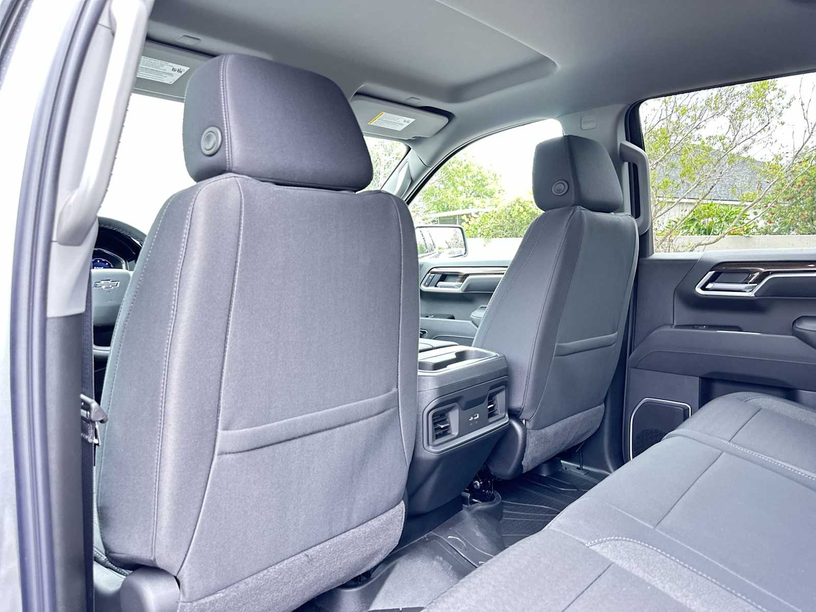 Thumbnail: 2026 Chevrolet Silverado 1500 - 16