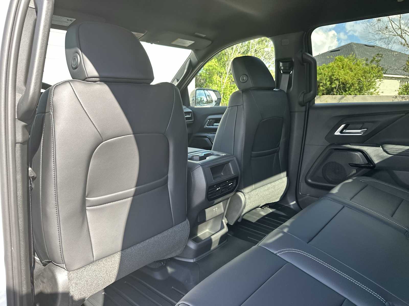 Thumbnail: 2026 Chevrolet Silverado EV - 16