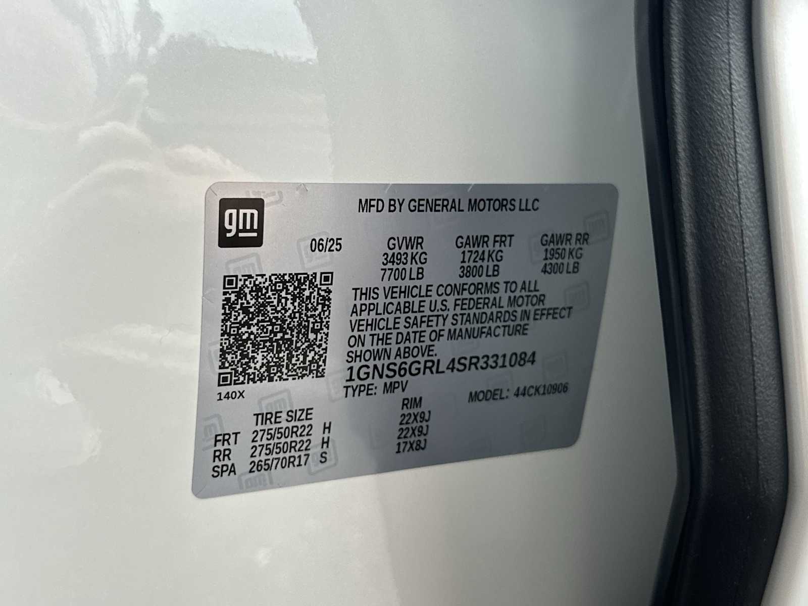 Thumbnail: 2025 Chevrolet Suburban - 27