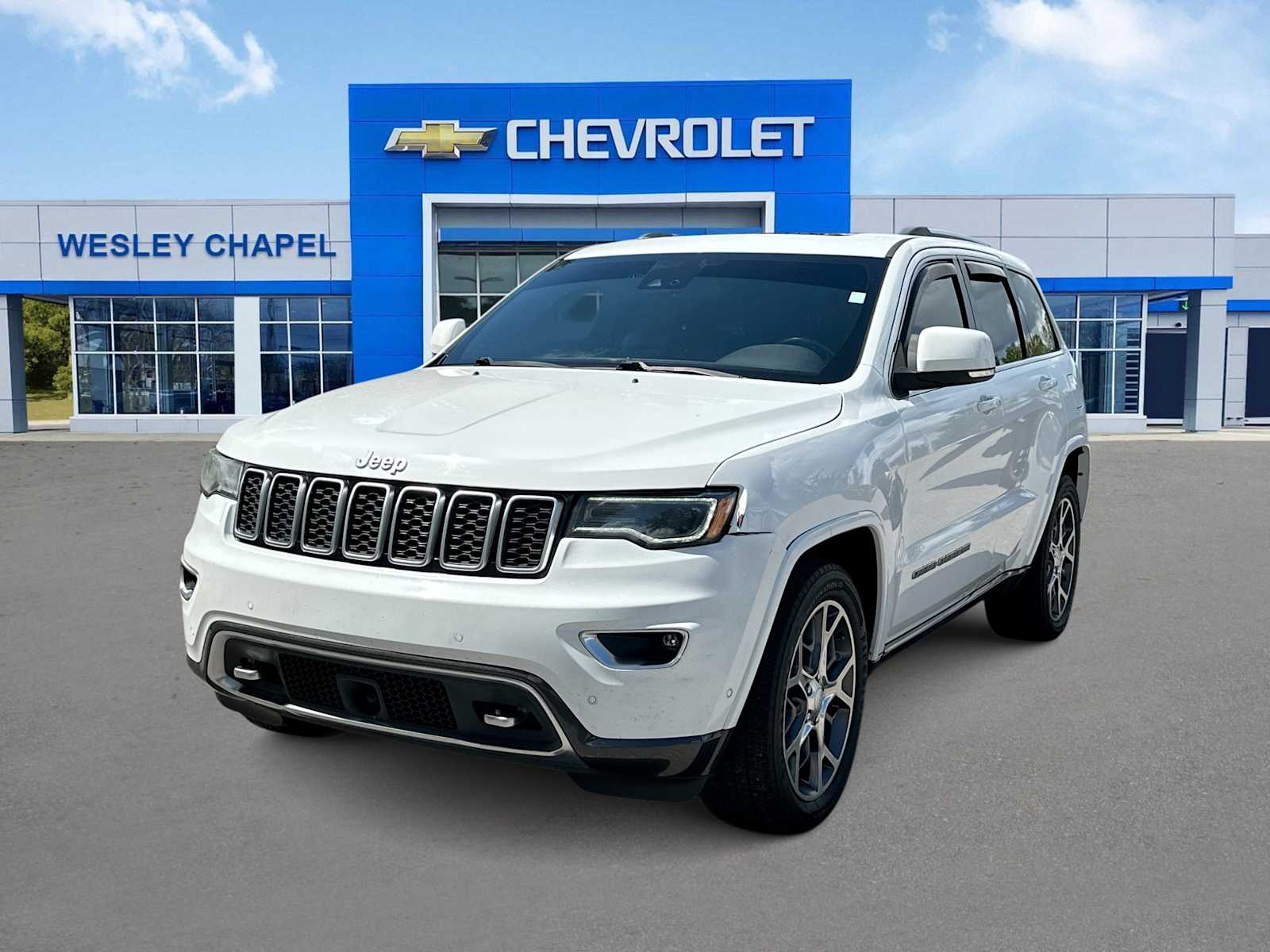 Thumbnail: 2018 Jeep Grand Cherokee - 1