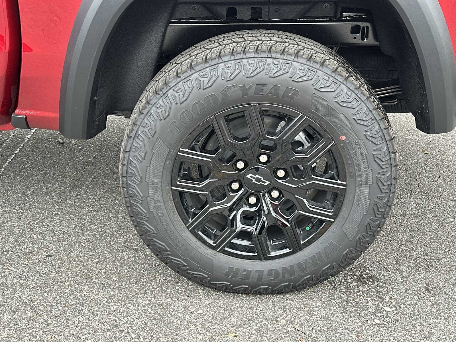Thumbnail: 2026 Chevrolet Colorado - 12