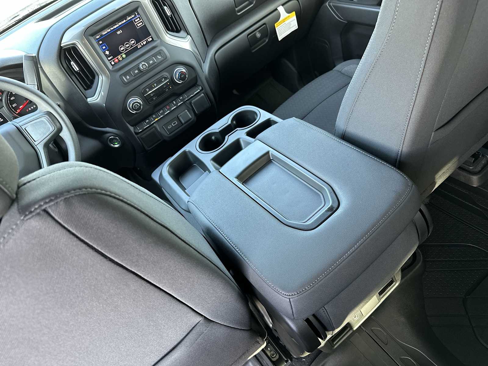 Thumbnail: 2025 Chevrolet Silverado 1500 - 21