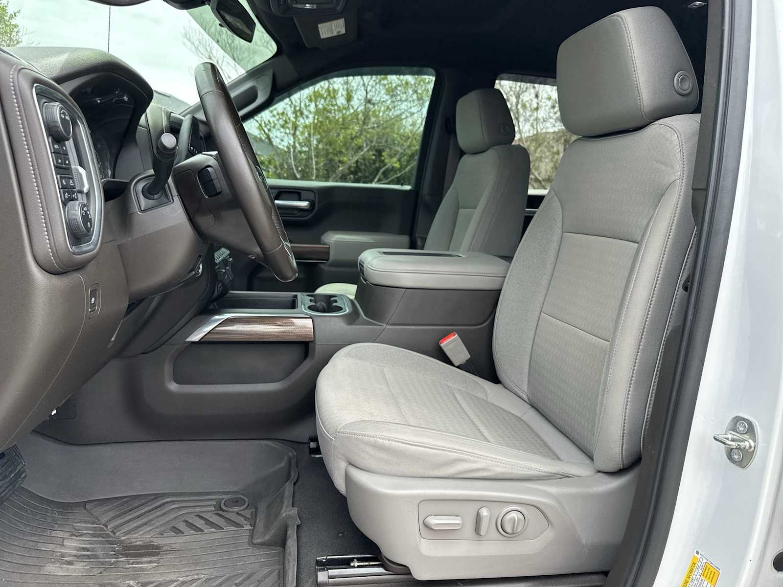 Thumbnail: 2021 Chevrolet Silverado 1500 - 15