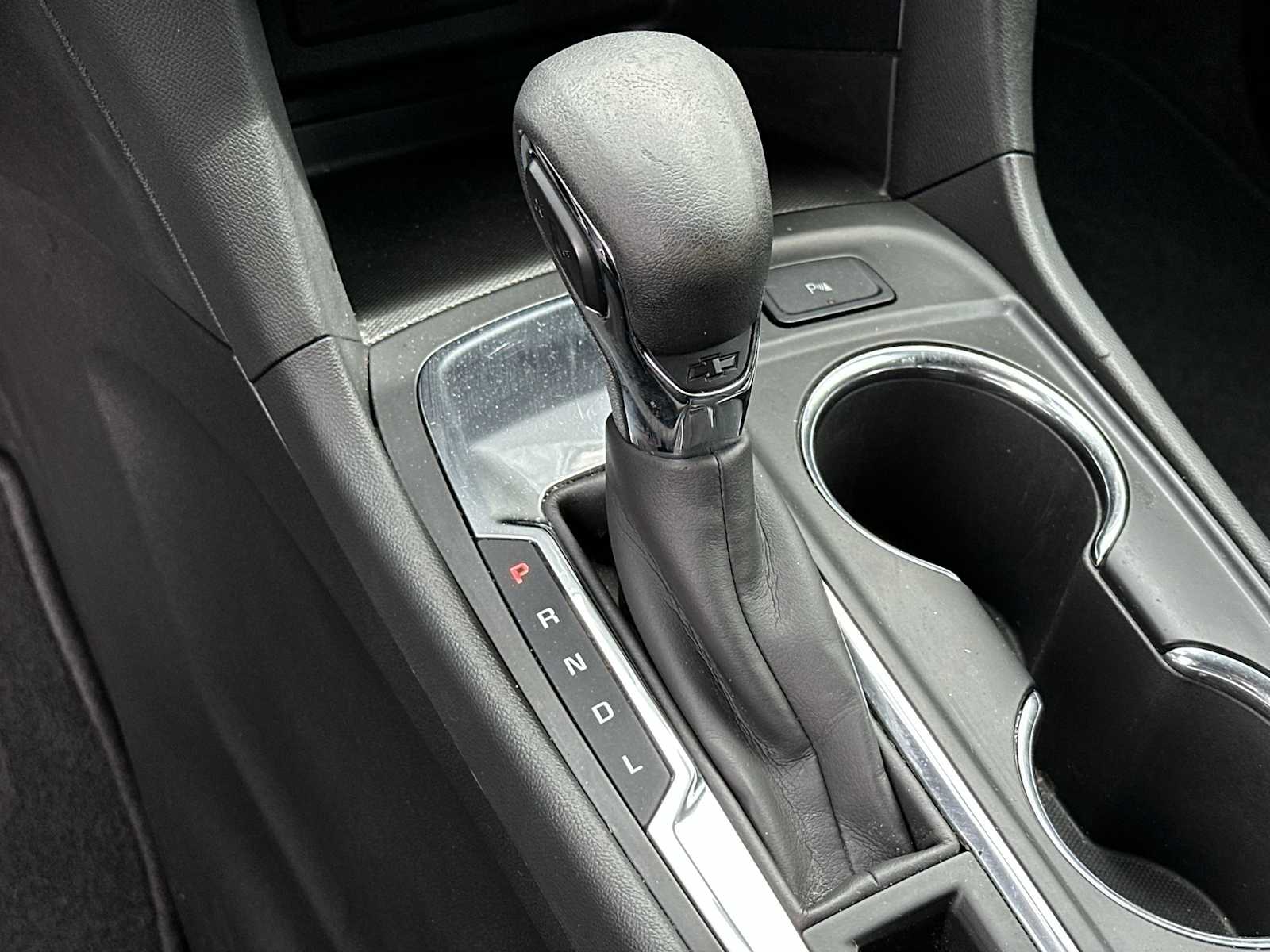 Thumbnail: 2022 Chevrolet Equinox - 23