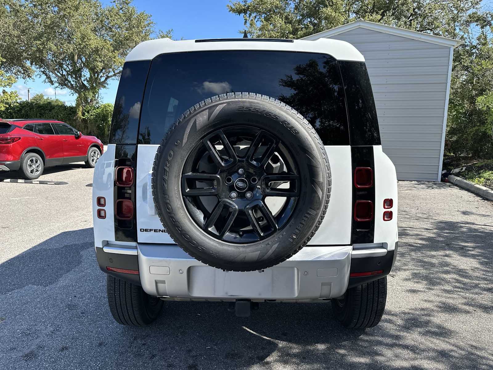 Thumbnail: 2024 Land Rover Defender - 5