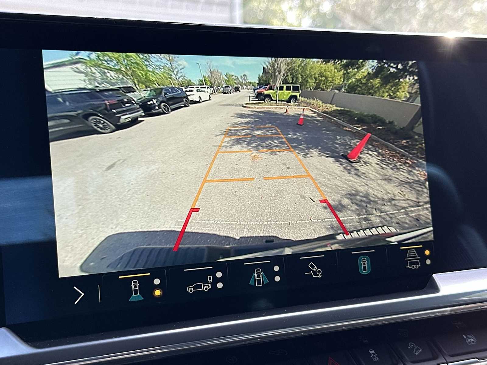 Thumbnail: 2023 Chevrolet Silverado 1500 - 22