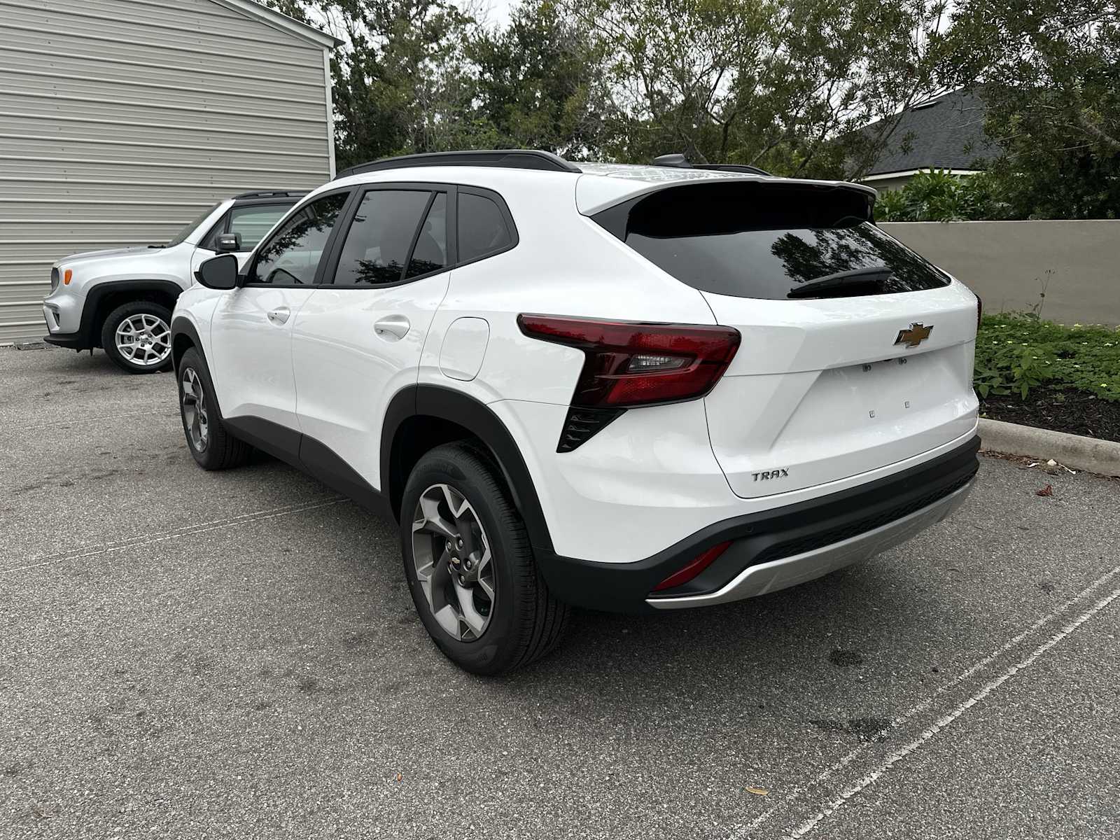 Thumbnail: 2026 Chevrolet Trax - 4