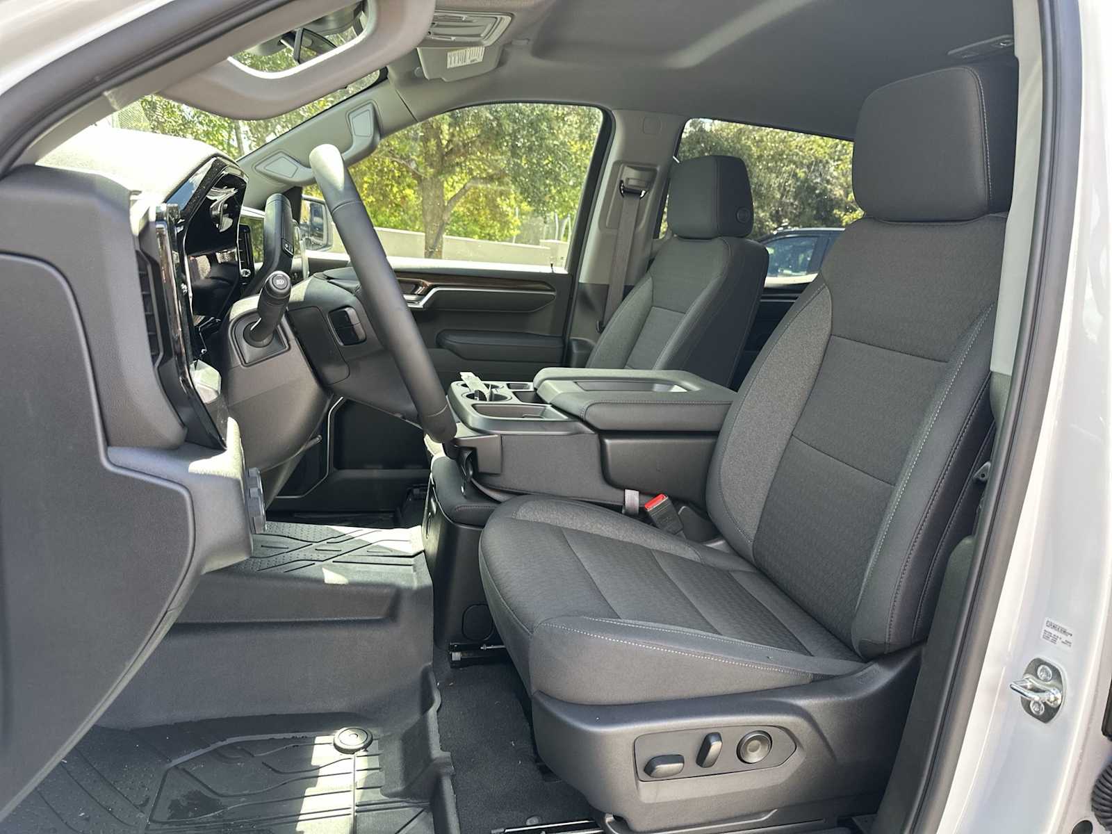 Thumbnail: 2026 Chevrolet Silverado 1500 - 15