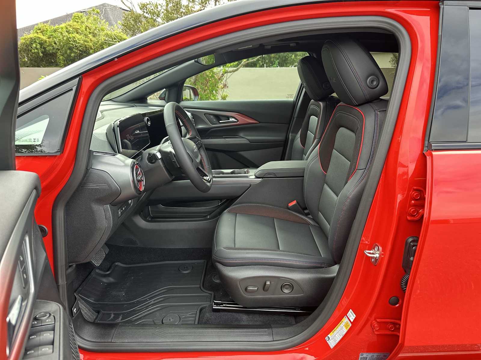 Thumbnail: 2026 Chevrolet Equinox - 2