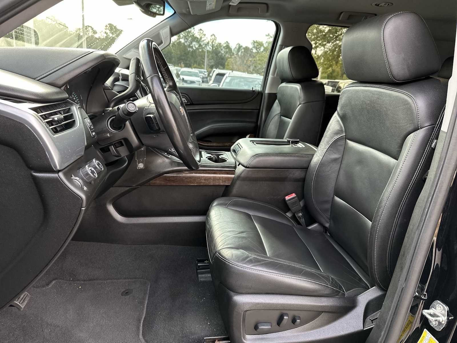 Thumbnail: 2019 Chevrolet Tahoe - 15