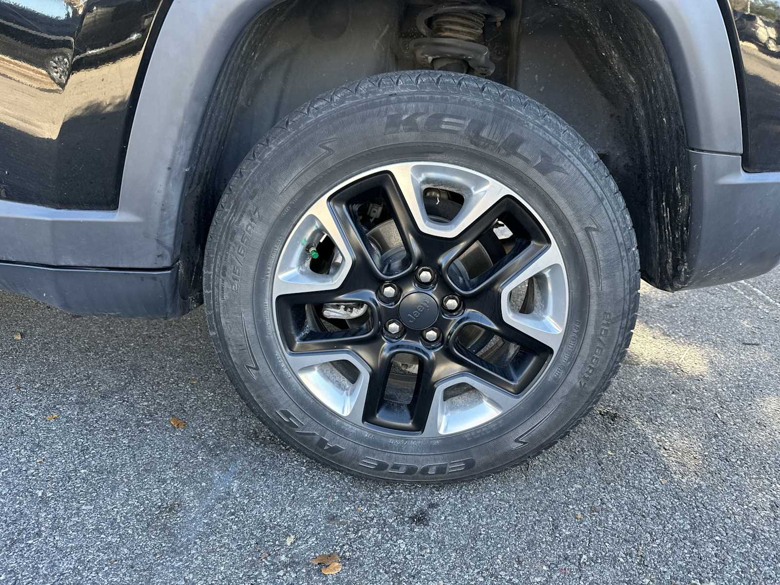 Thumbnail: 2017 Jeep Compass - 12