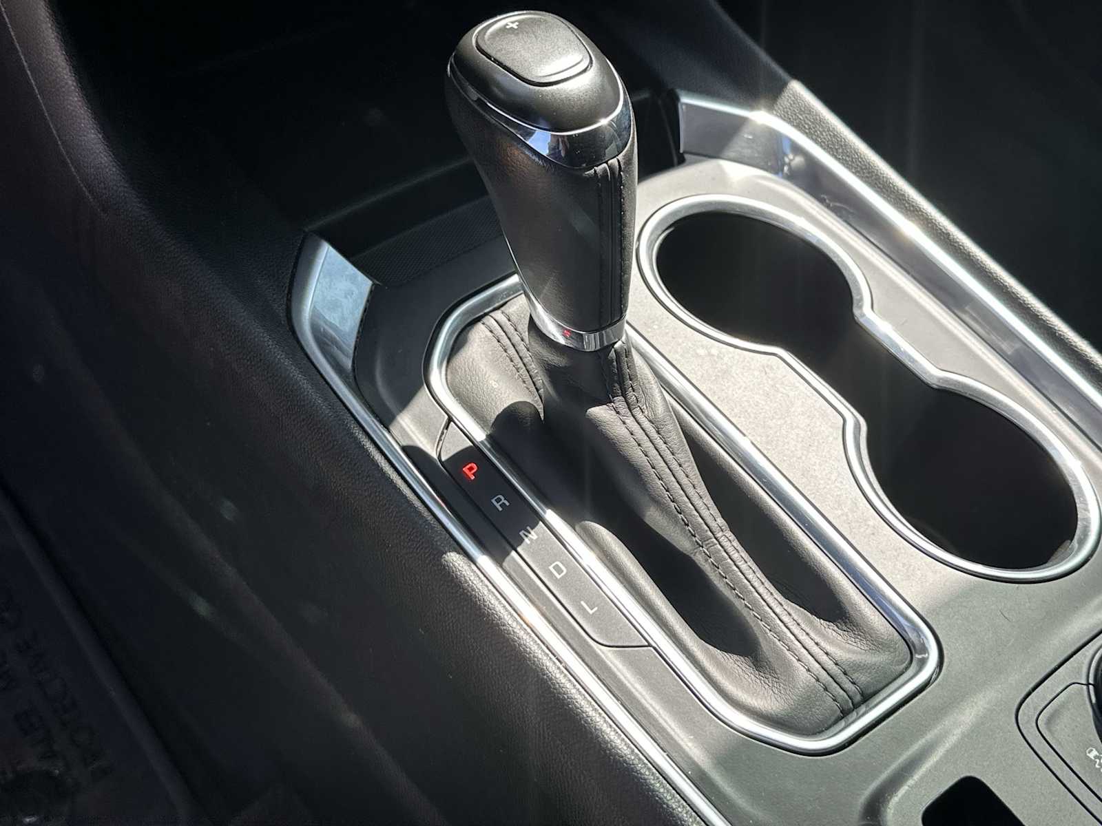 Thumbnail: 2019 Chevrolet Traverse - 23