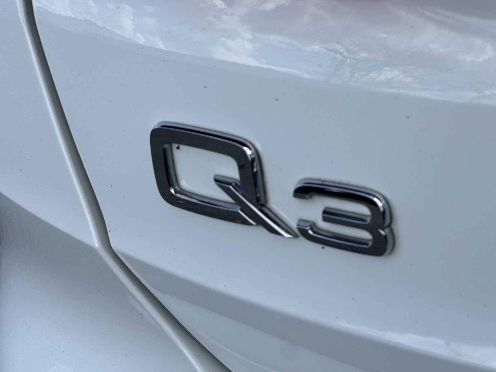 Thumbnail: 2020 Audi Q3 - 24