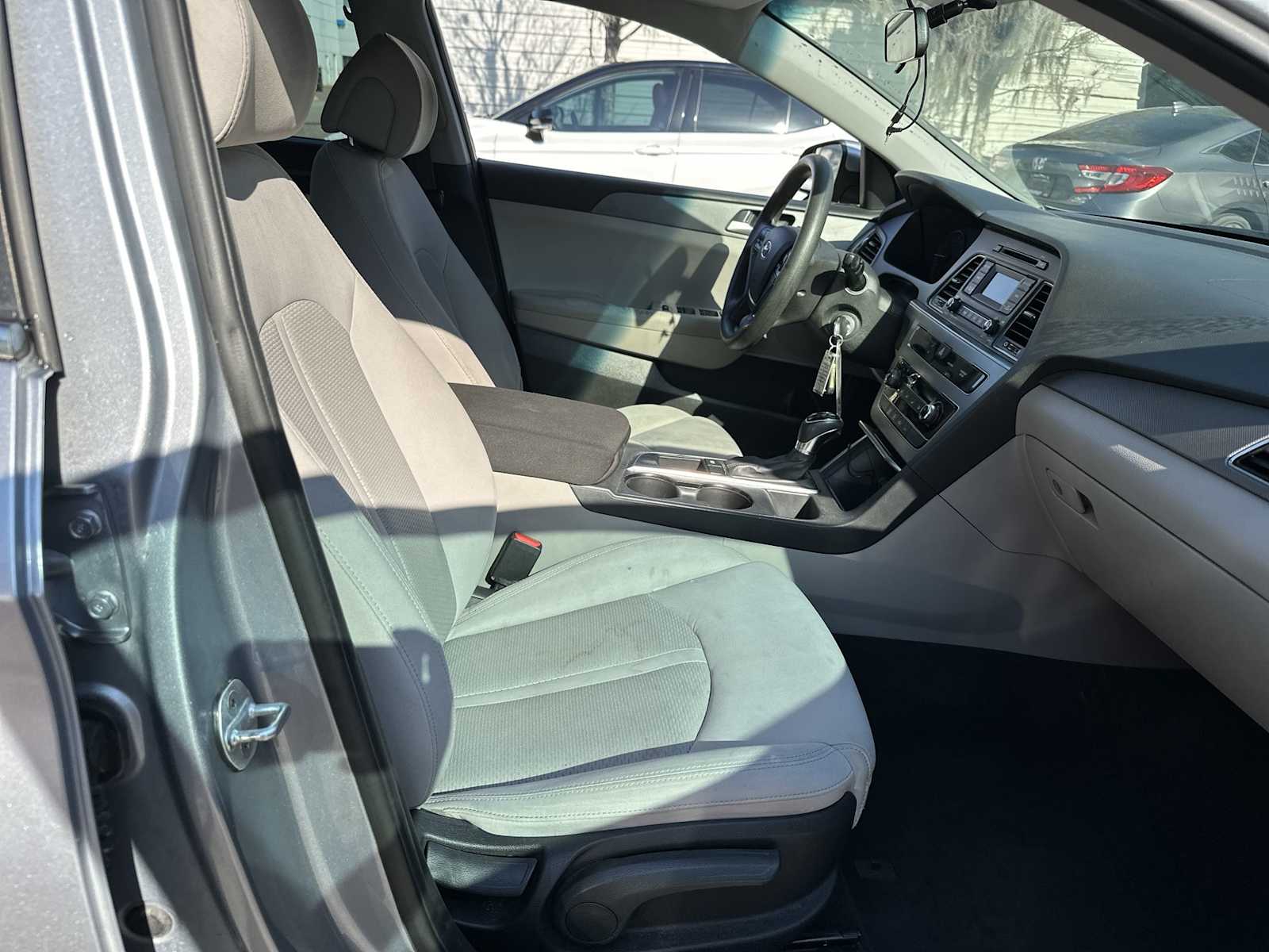 Thumbnail: 2017 Hyundai Sonata - 19