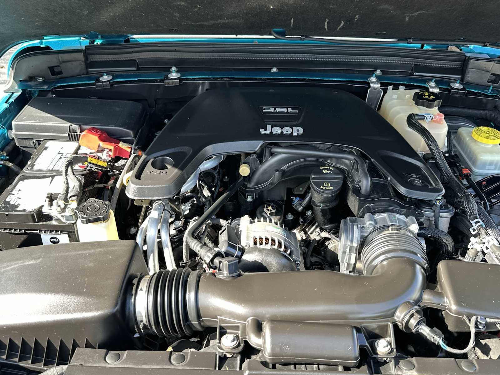 Thumbnail: 2019 Jeep Wrangler - 13