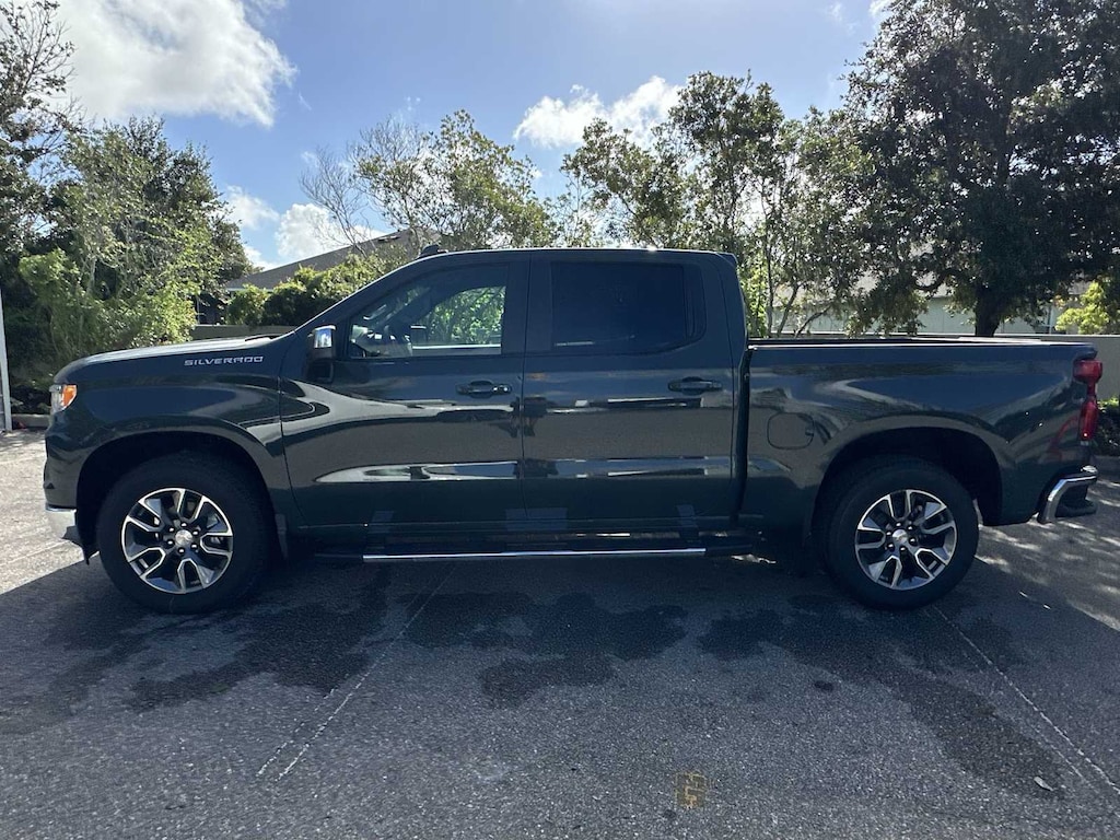 New 2026 Chevrolet Silverado 1500 LT w/1LT Truck Crew Cab