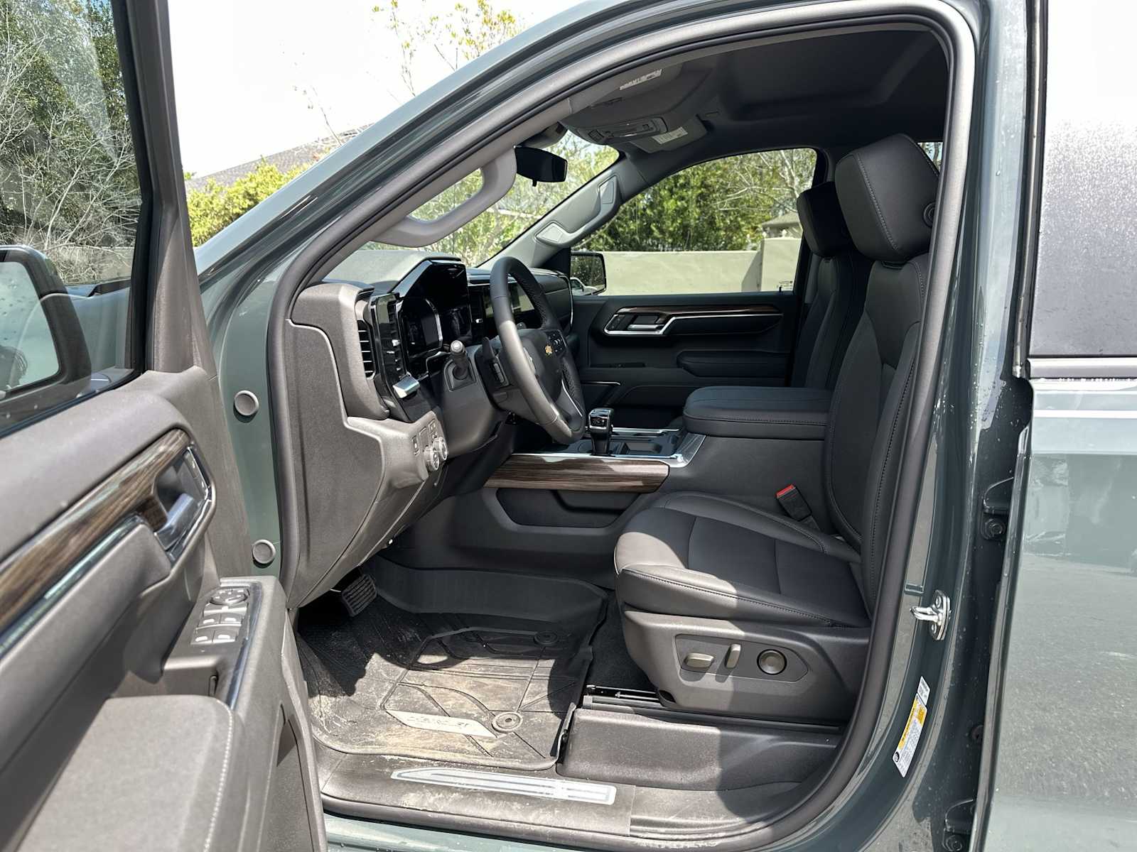 Thumbnail: 2026 Chevrolet Silverado 1500 - 2