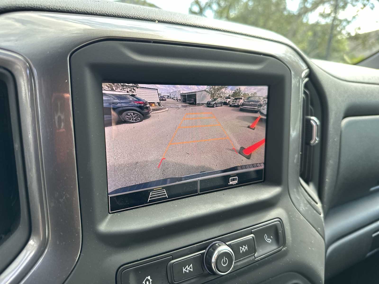 Thumbnail: 2025 Chevrolet Silverado 2500 - 22