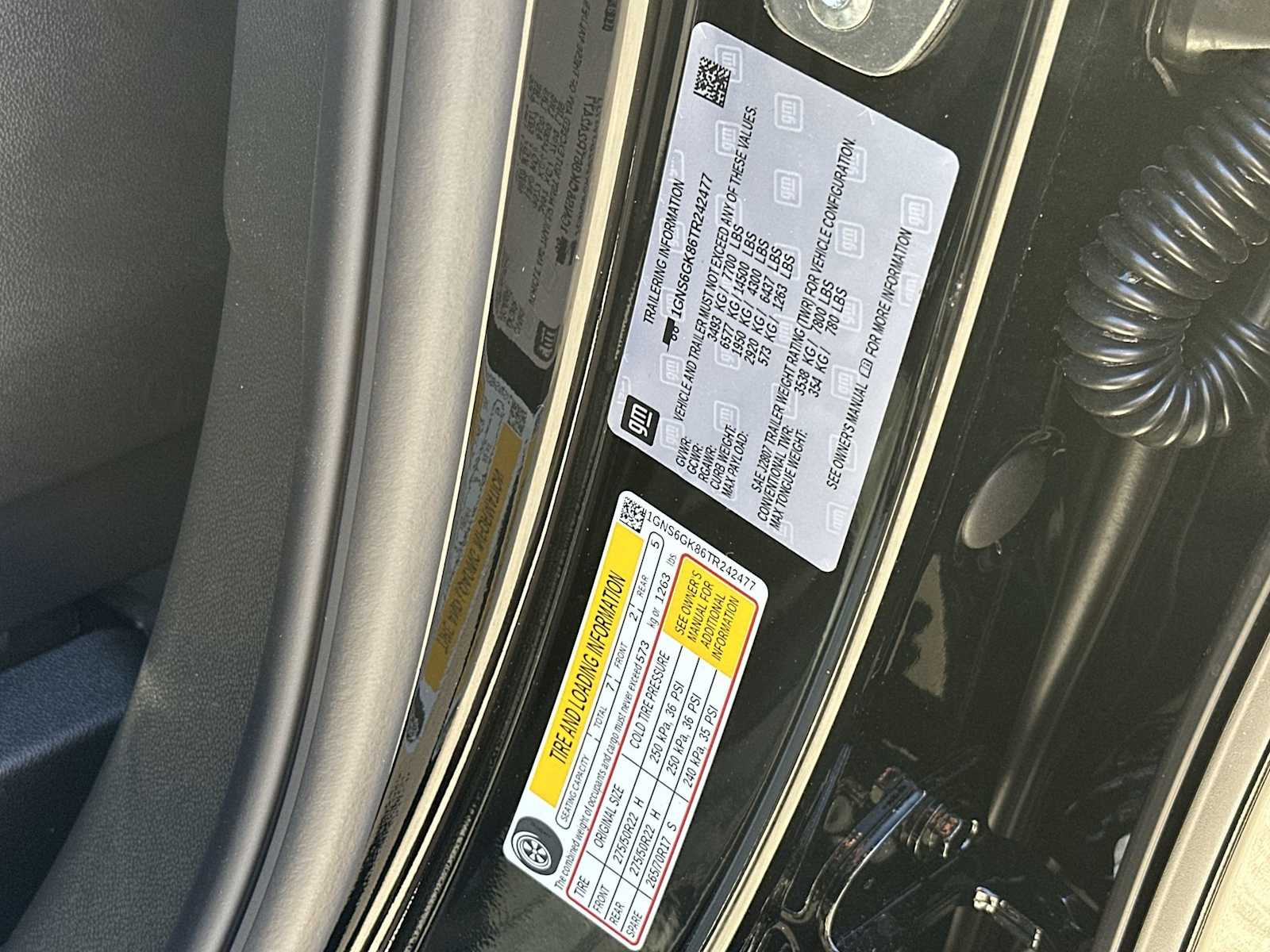 Thumbnail: 2026 Chevrolet Suburban - 29