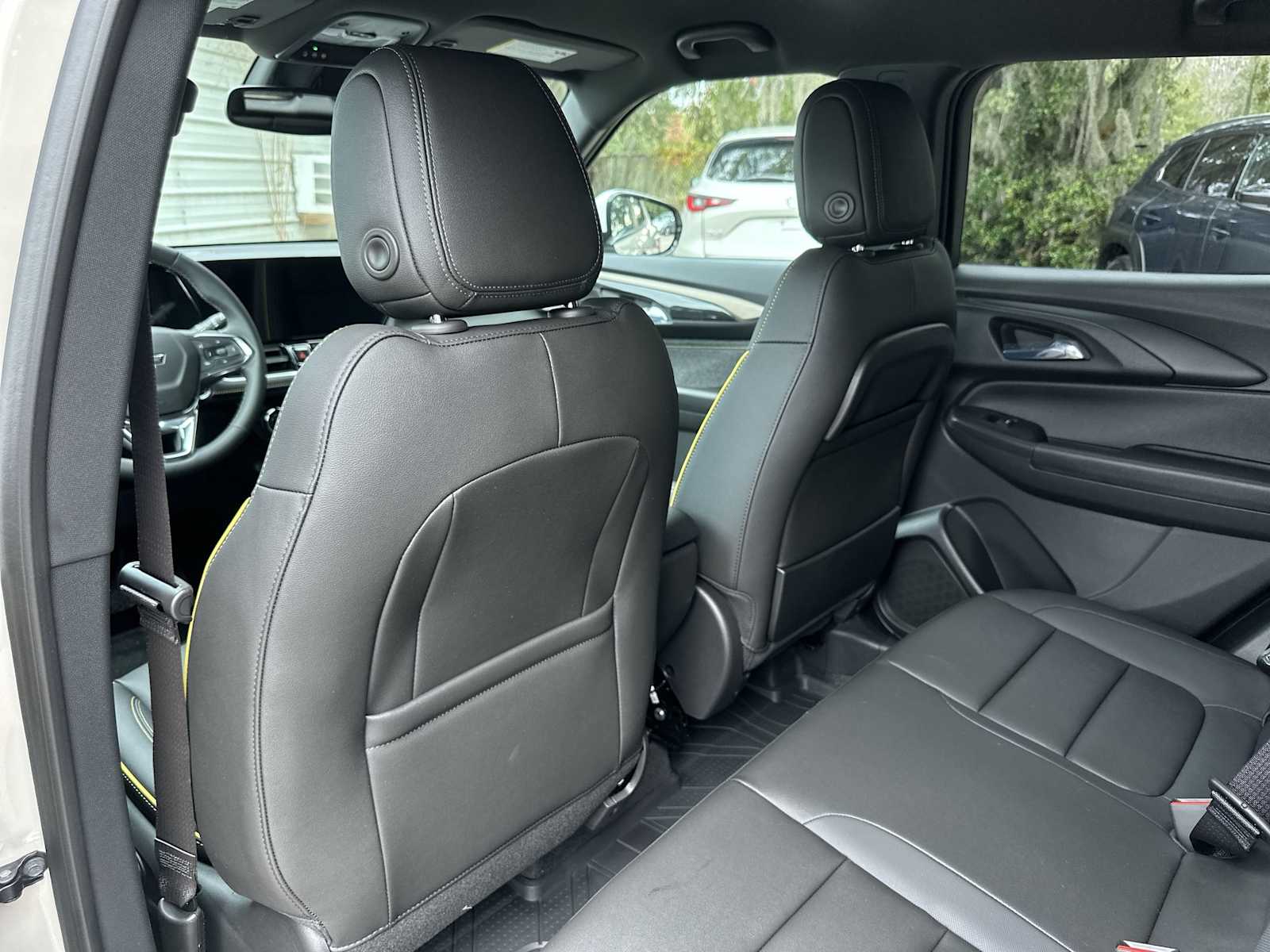 Thumbnail: 2026 Chevrolet TrailBlazer - 16