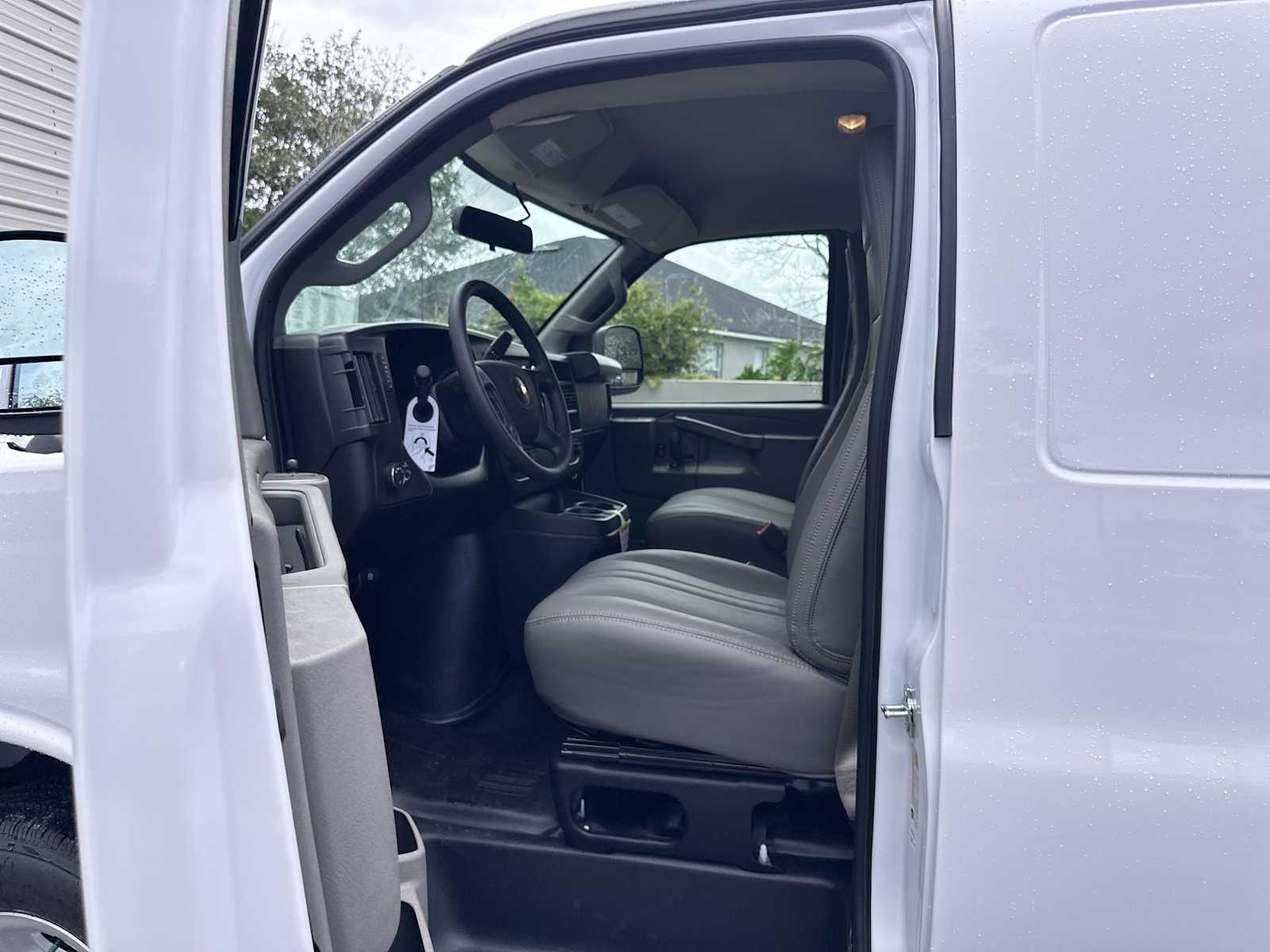 Thumbnail: 2026 Chevrolet Express - 2