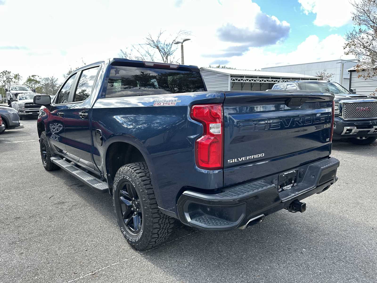 Thumbnail: 2019 Chevrolet Silverado 1500 - 4