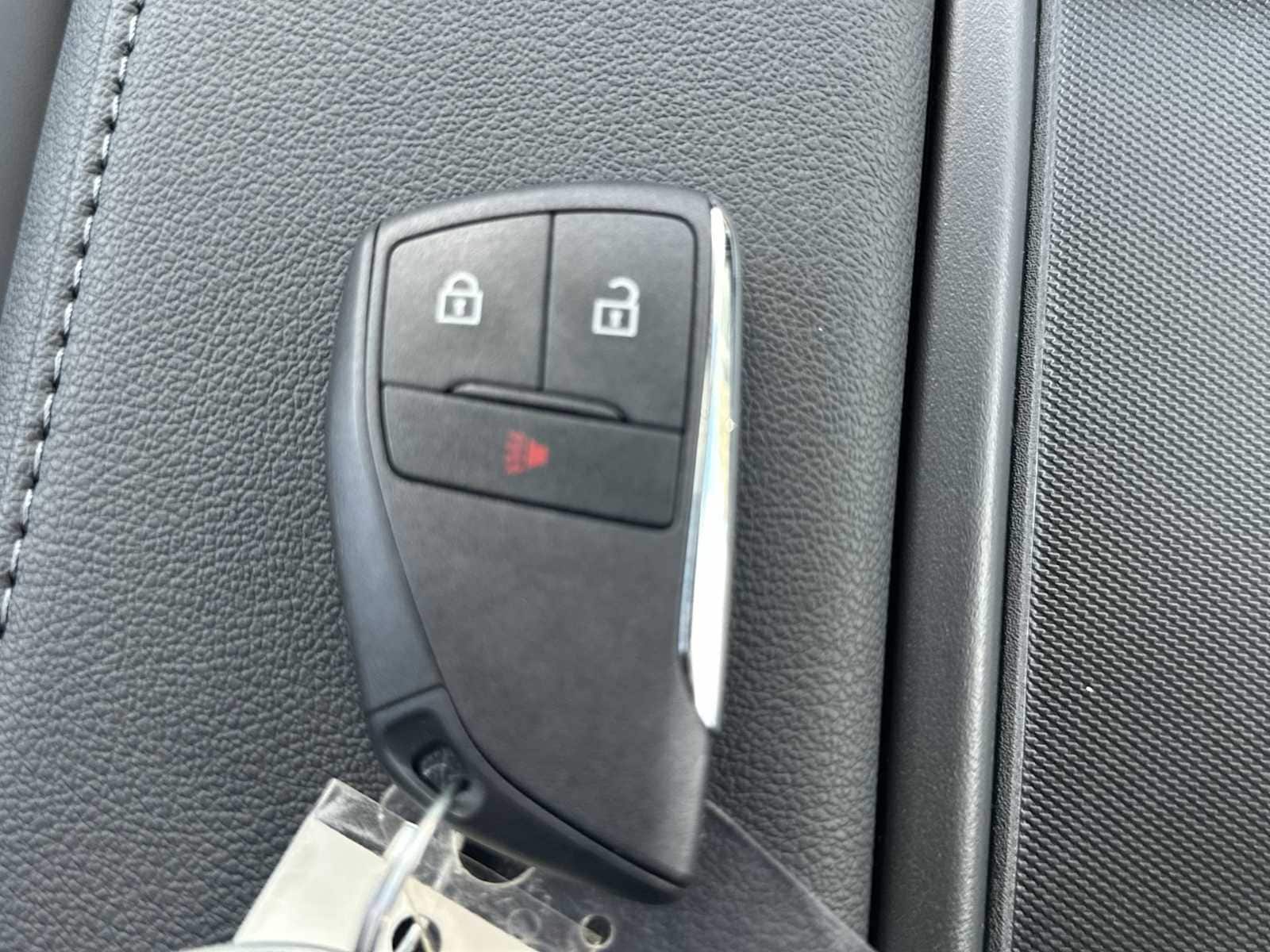 Thumbnail: 2026 Chevrolet Silverado 1500 - 26