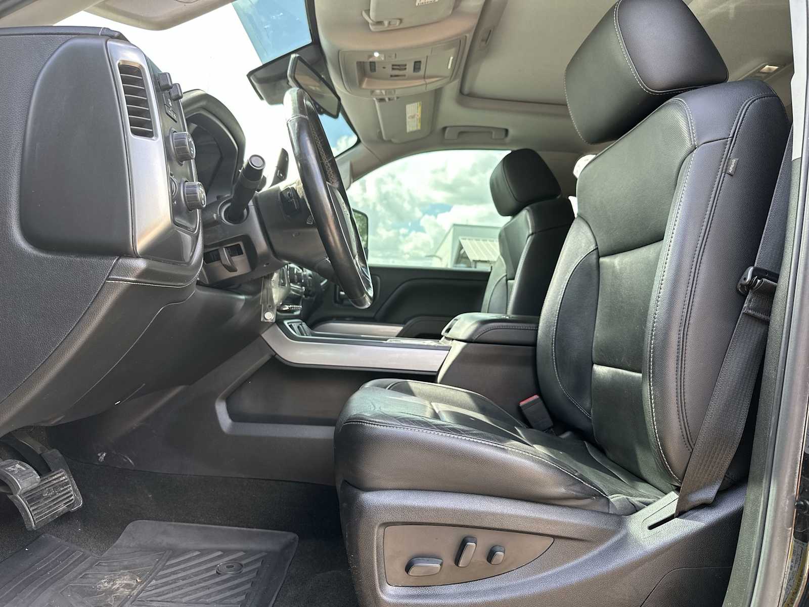 Thumbnail: 2017 Chevrolet Silverado 2500 - 15